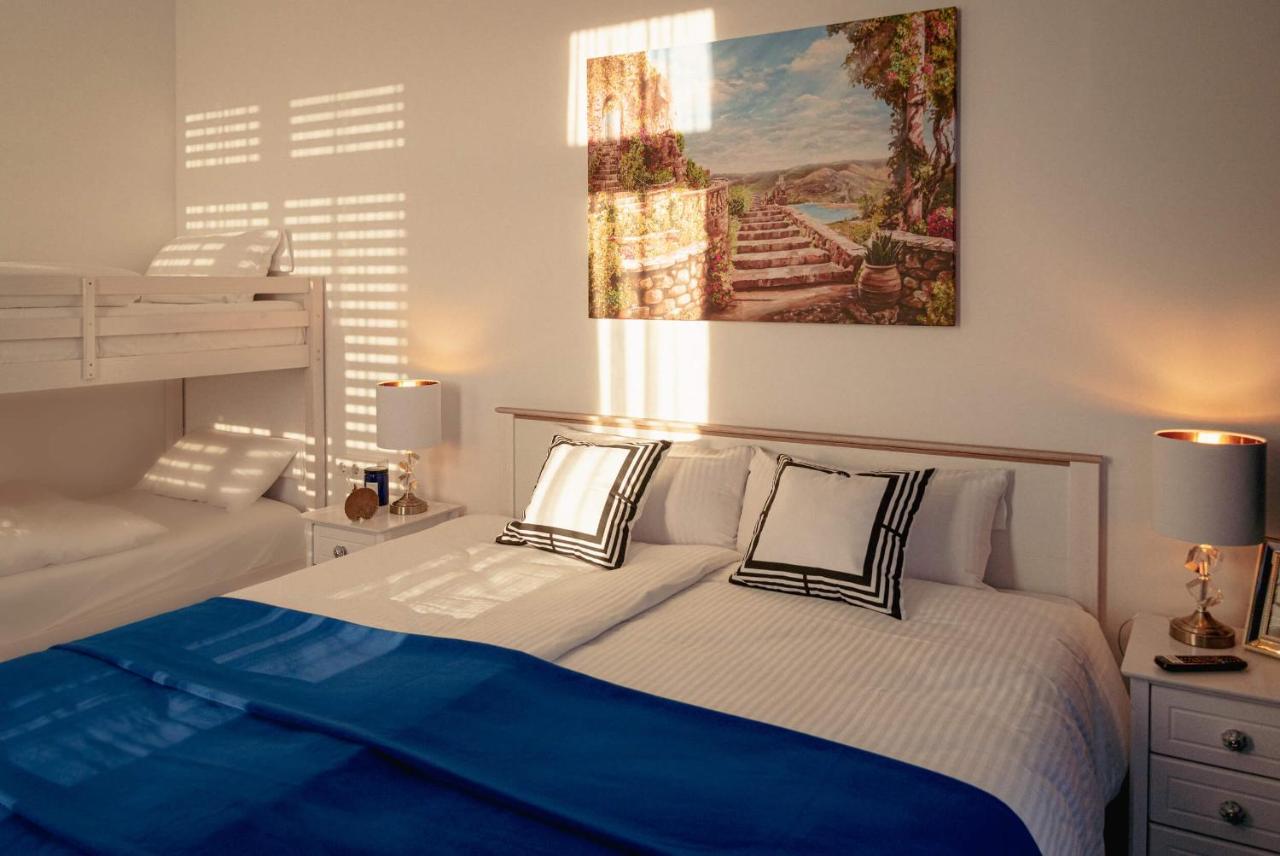 Engel Guest house
